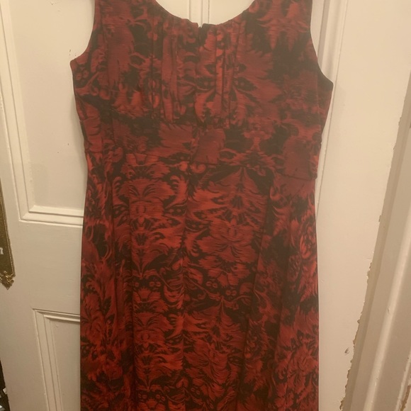 Beautiful Connected Apparel dress - Picture 3 of 4